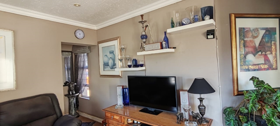 4 Bedroom Property for Sale in Melodie North West